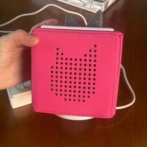 Tonie box with charger